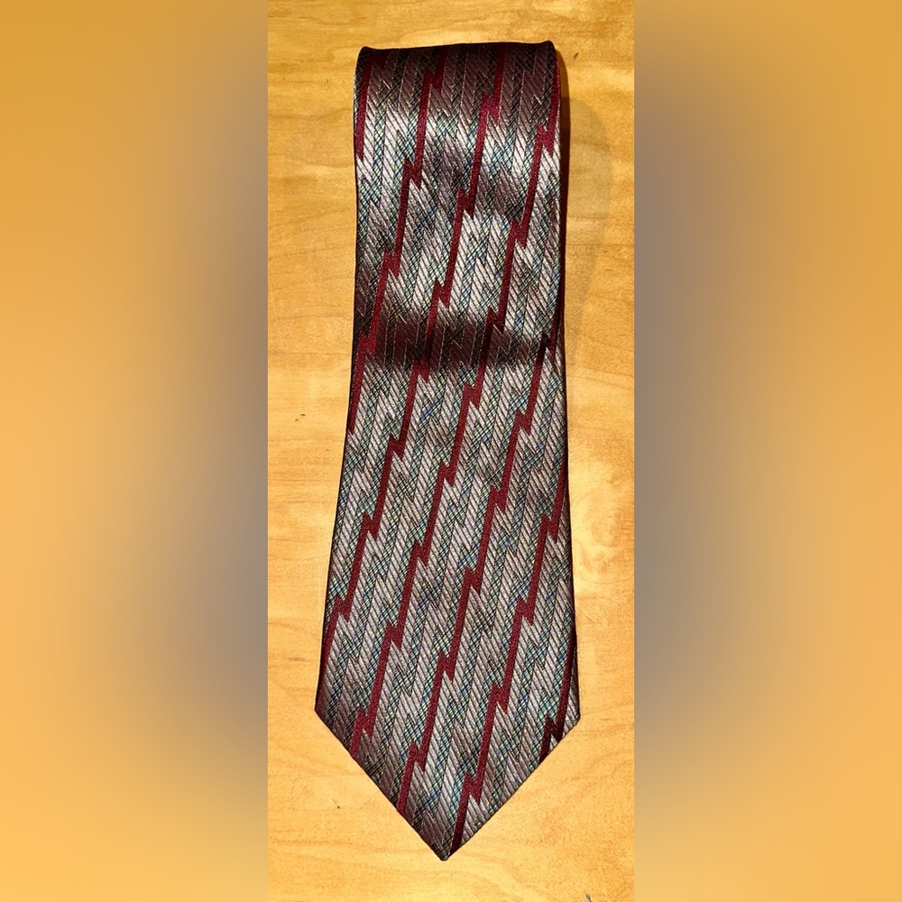 Garrick Anderson Burgundy and Gray Men's Zigzag Tie